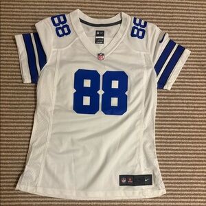 Women’s small 88 Bryant jersey. Unworn without tags